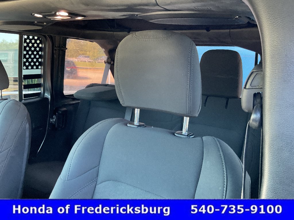 Used 2020 Jeep Wrangler Unlimited Sport AWD/4WD image 30