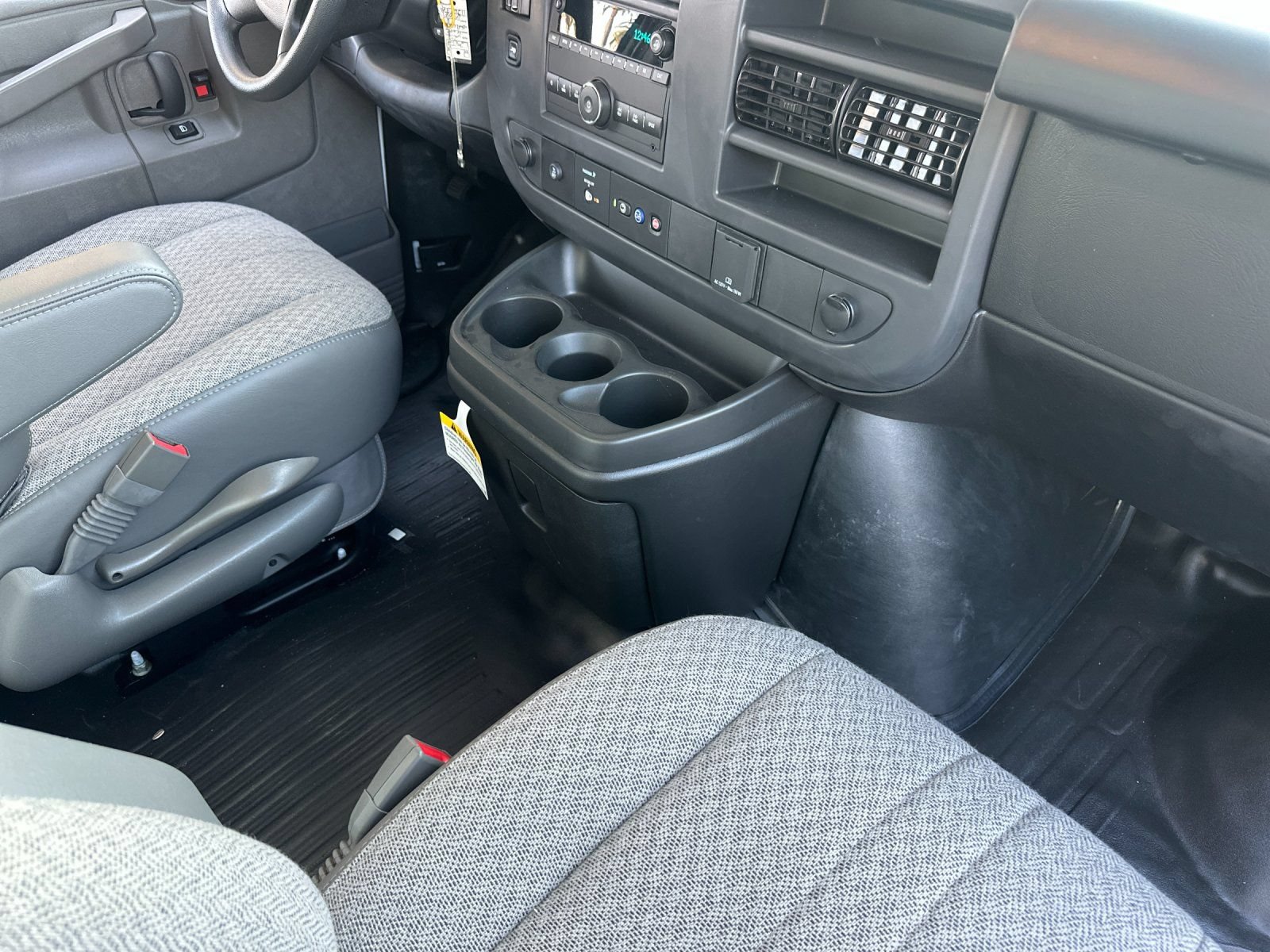 New 2025 GMC Savana 2500 w/ Driver Convenience Package RWD image 9