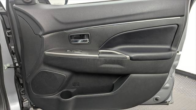 Used 2025 Mitsubishi Outlander Sport SE AWD/4WD image 22