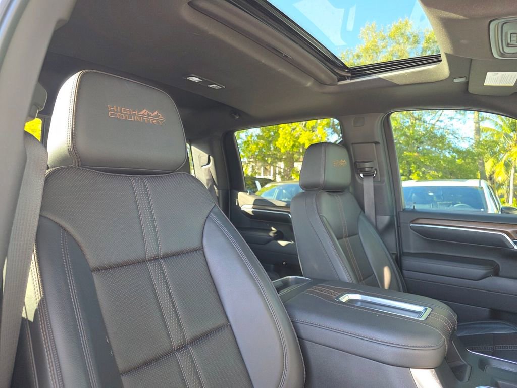 Used 2022 Chevrolet Silverado 1500 High Country w/ High Country Premium Package image 11