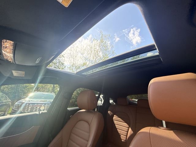 Used 2021 Mercedes-Benz GLC 300 4MATIC Coupe image 19