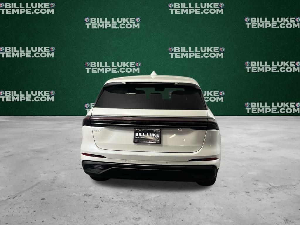 Used 2024 Lincoln Nautilus Premier w/ Jet Appearance Package image 7