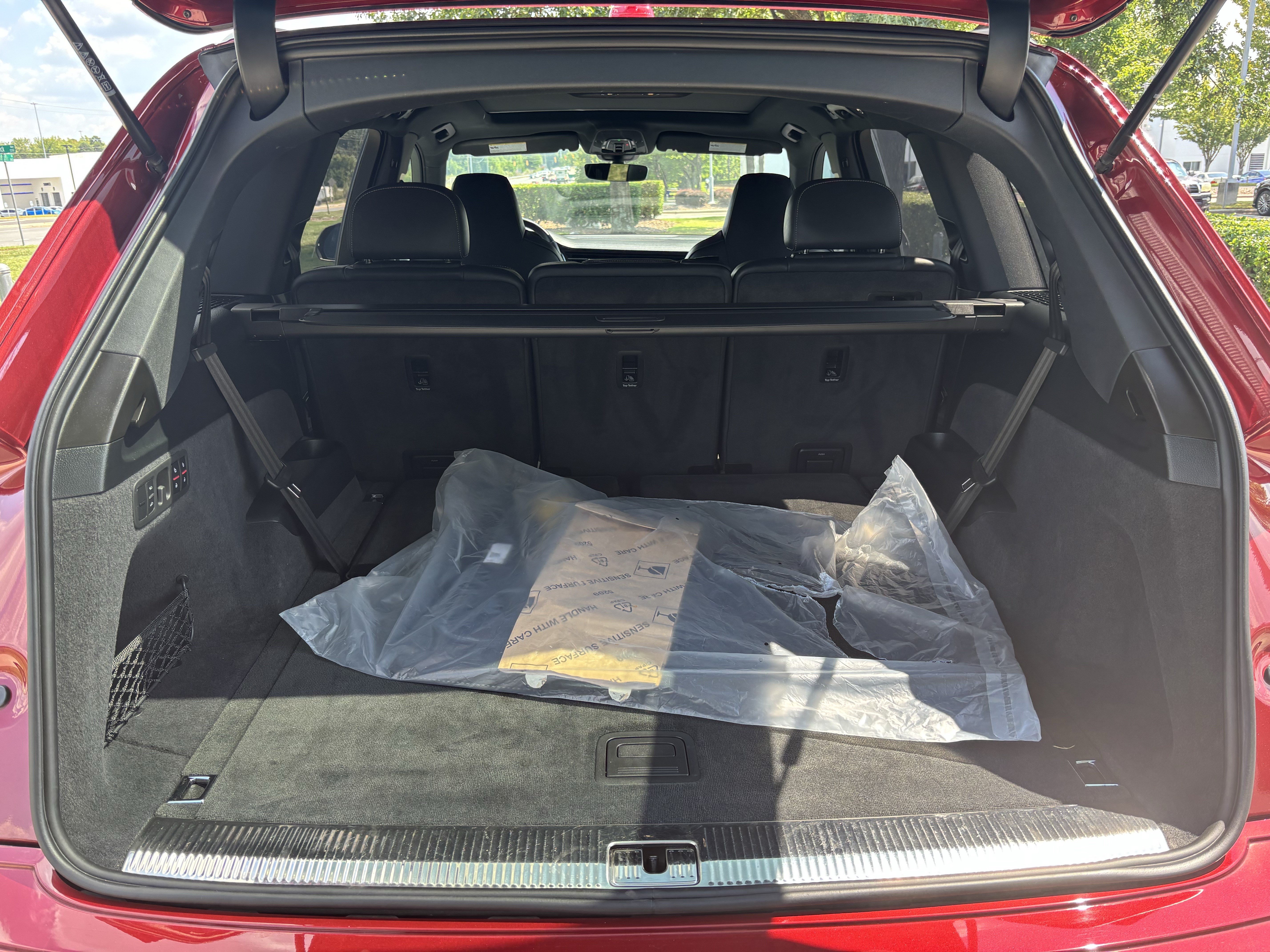 Used 2023 Audi SQ7 Premium Plus AWD/4WD image 35