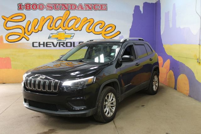 Used 2019 Jeep Cherokee Sport w/ Cold Weather Group AWD/4WD image 2