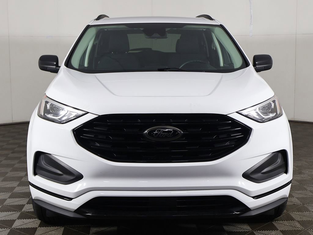 Used 2024 Ford Edge SE w/ Black Appearance Package image 8