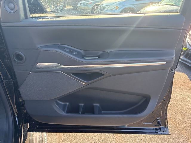 New 2025 Lincoln Navigator Reserve w/ Jet Appearance Package image 13