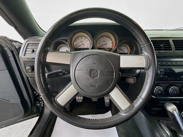 Used 2010 Dodge Challenger R/T RWD image 13