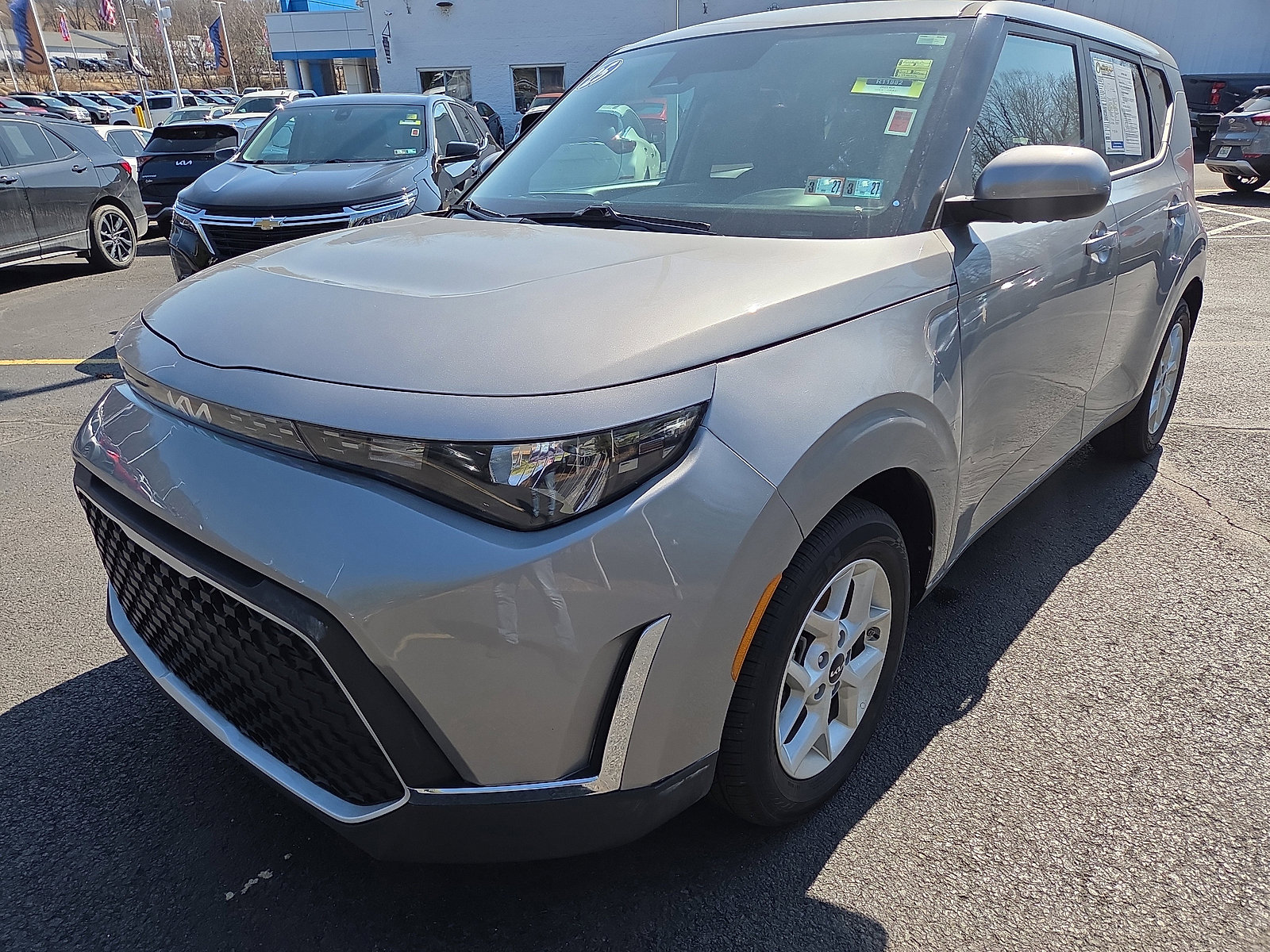 Used 2025 Kia Soul image 7