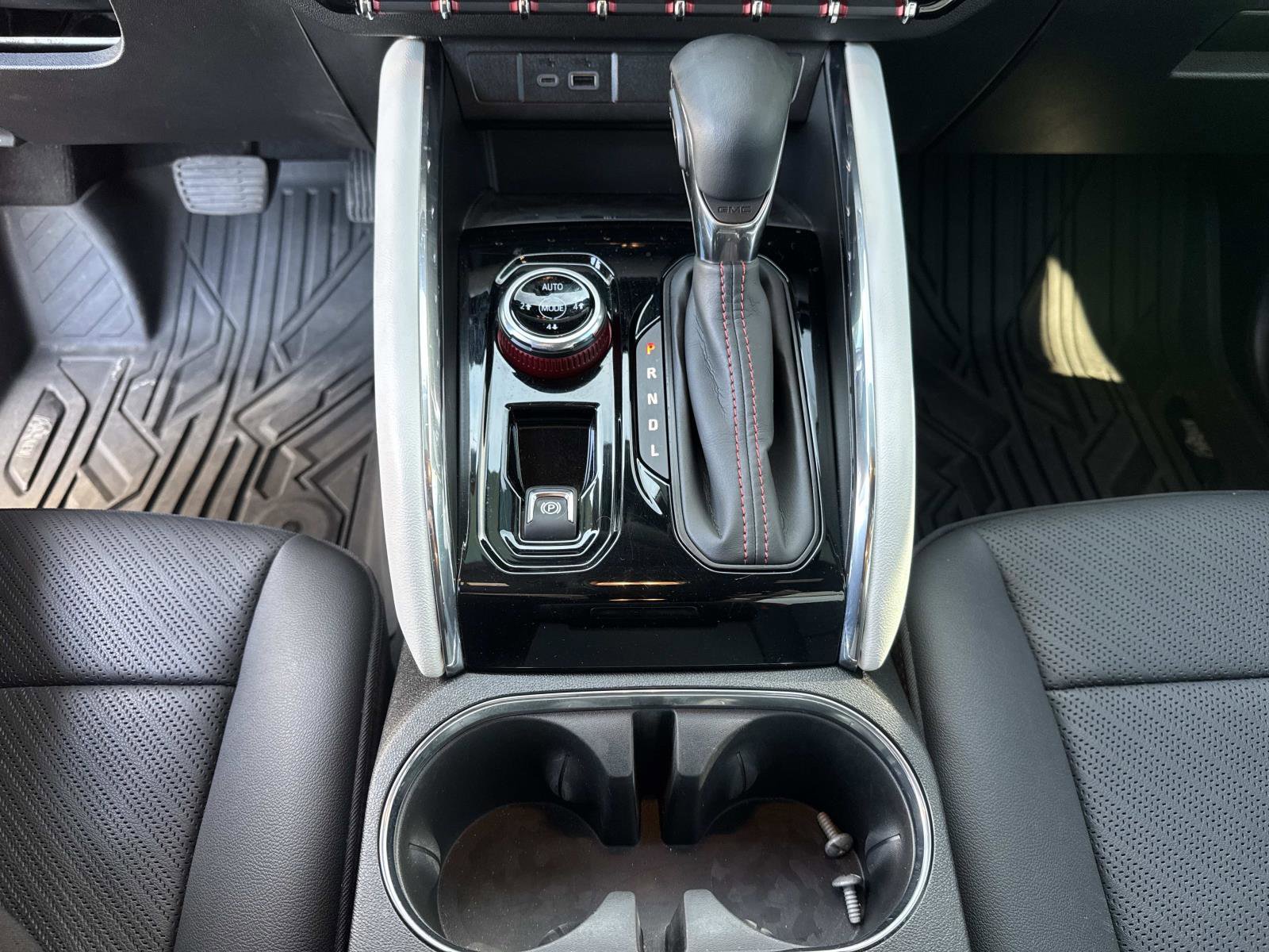 Certified 2024 GMC Canyon AT4X w/ AT4X AEV Edition AWD/4WD image 35
