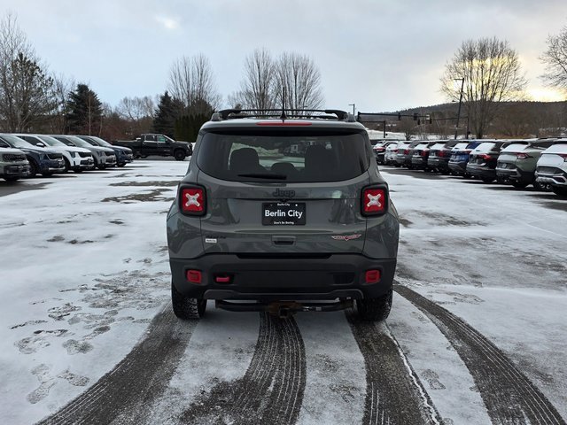 Used 2020 Jeep Renegade Trailhawk w/ Cold Weather Group image 7