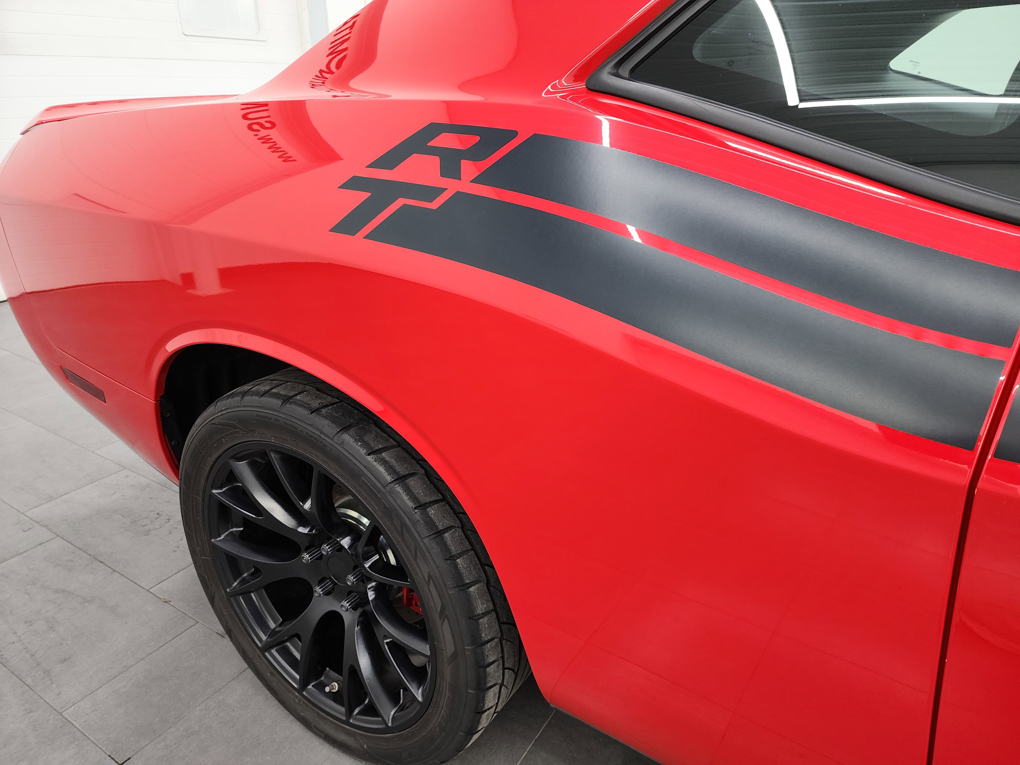 Used 2010 Dodge Challenger R/T RWD image 24