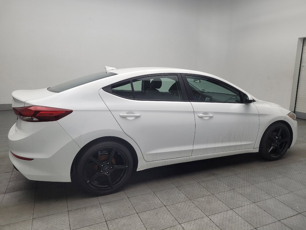 Used 2017 Hyundai Elantra SE image 10