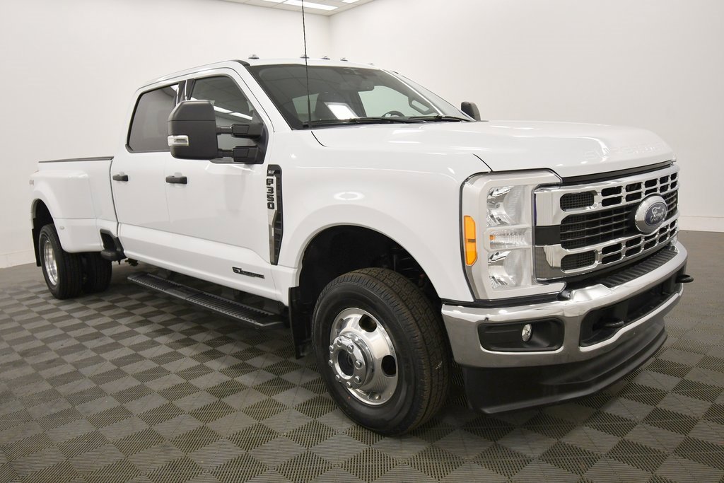 Used 2023 Ford F350 XLT image 10