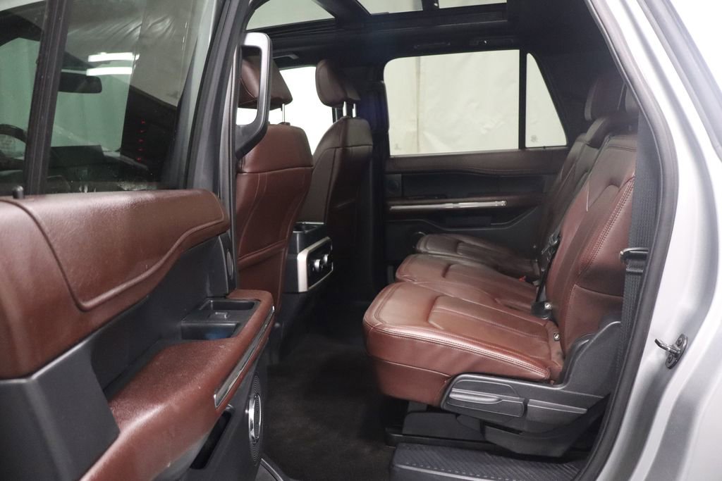 Used 2022 Ford Expedition Max Limited image 13