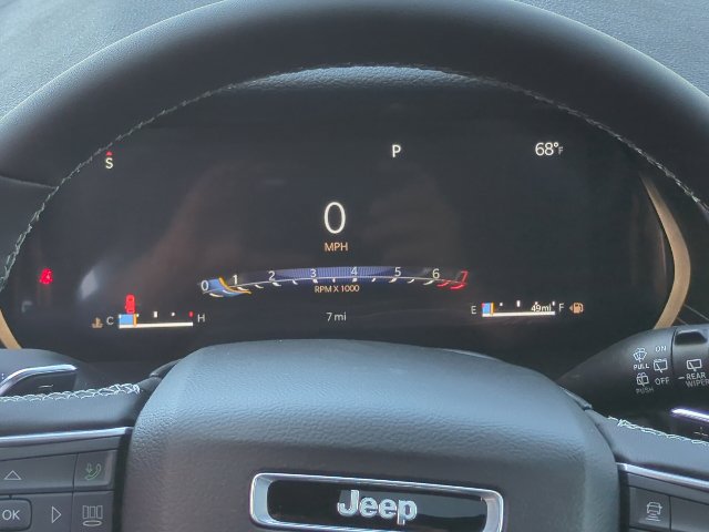 New 2026 Jeep Grand Cherokee Laredo X AWD/4WD image 9