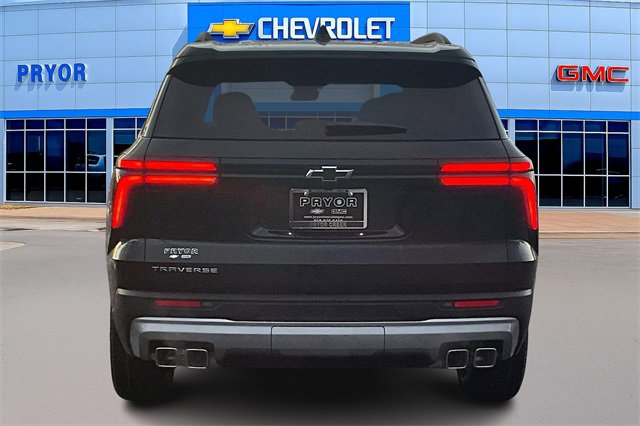New 2026 Chevrolet Traverse LT w/ LPO, Floor Liner Package image 4