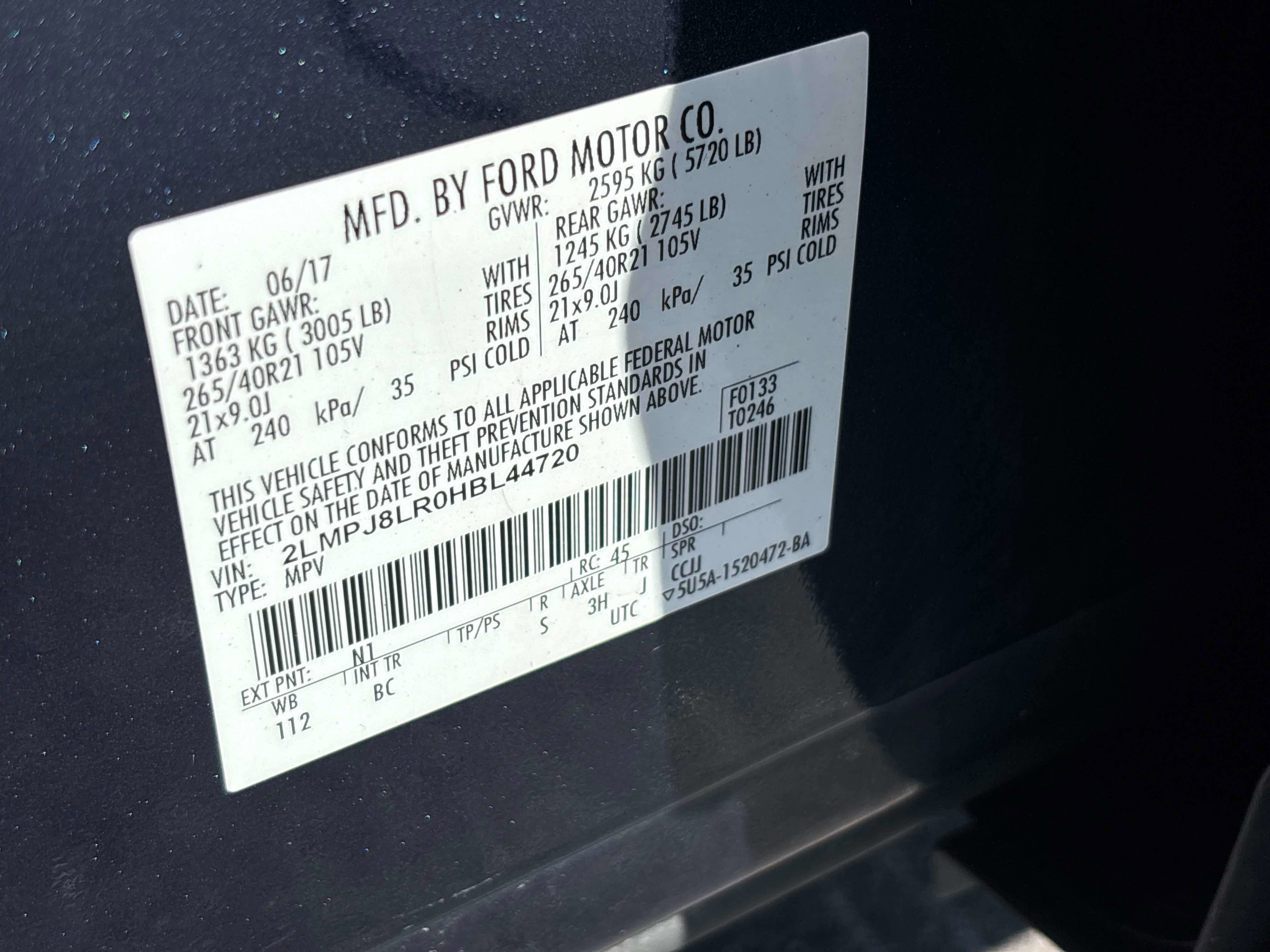 Used 2017 Lincoln MKX Reserve image 30