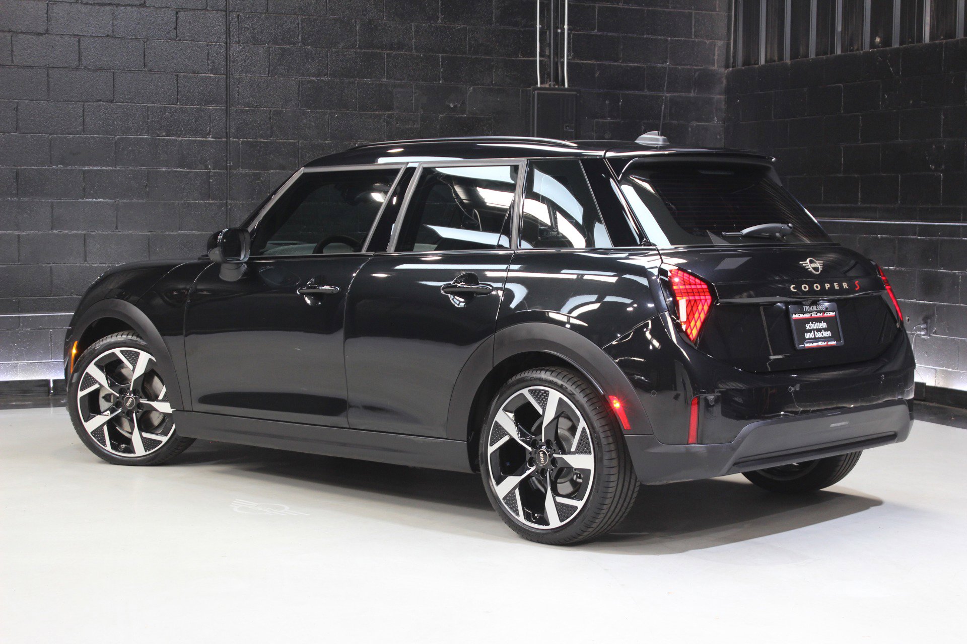 Used 2025 MINI Cooper S image 9