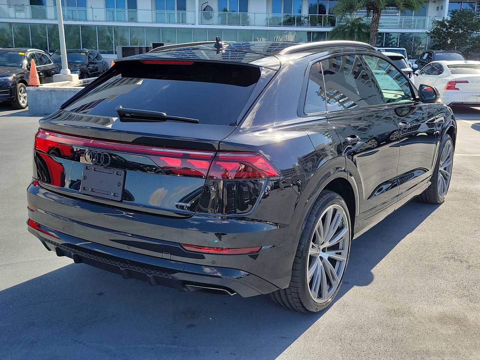 New 2026 Audi Q8 Prestige image 6
