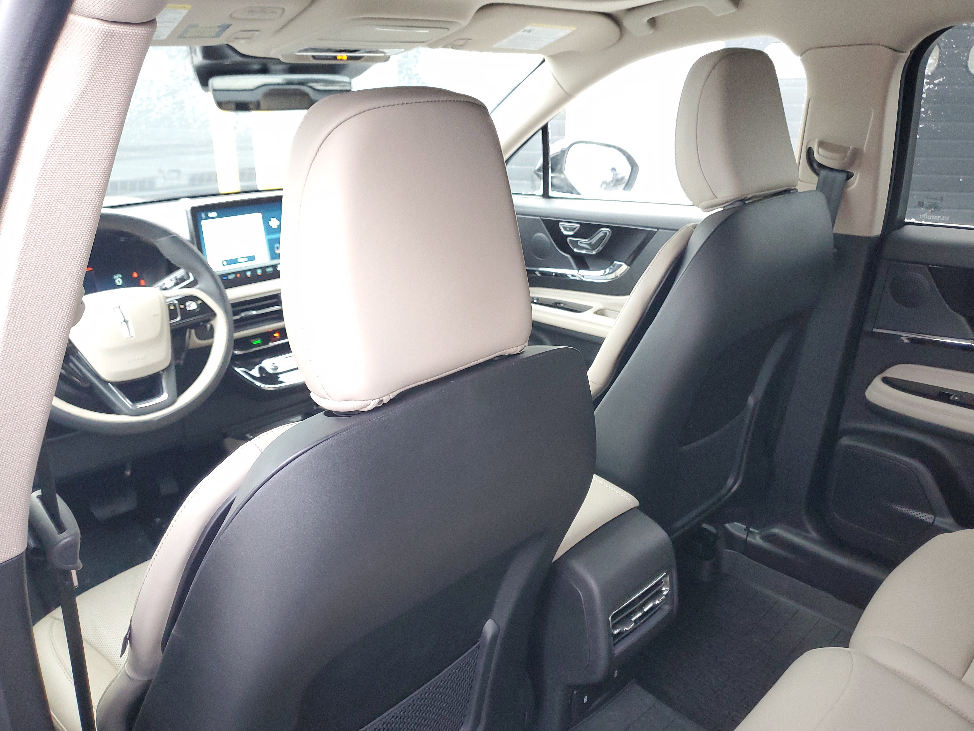 New 2025 Lincoln Corsair Reserve image 26