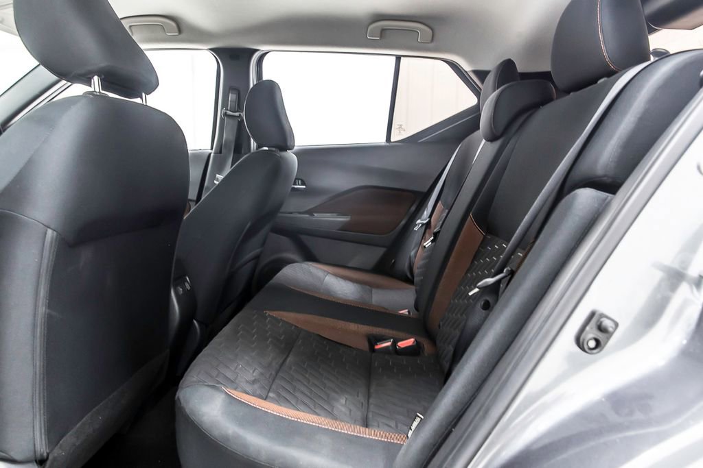 Used 2023 Nissan Kicks SR image 30