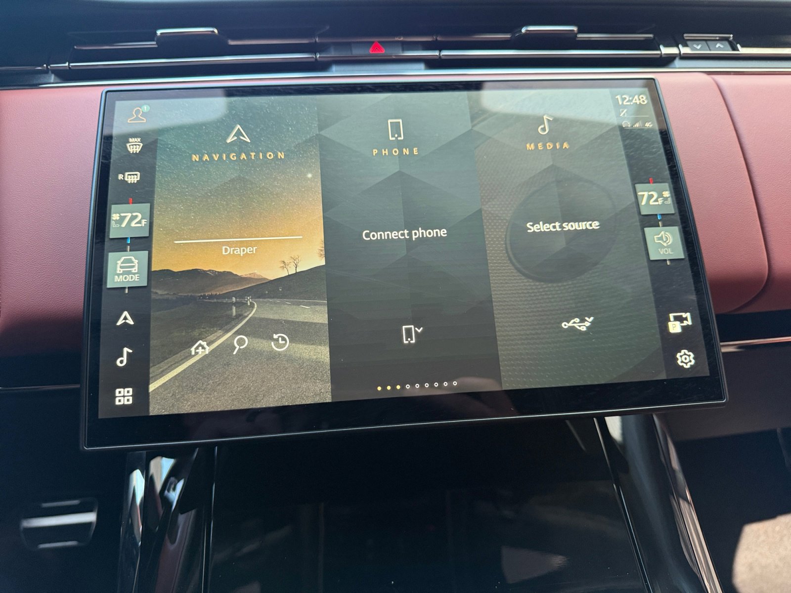 Used 2024 Land Rover Range Rover Sport AWD/4WD image 12