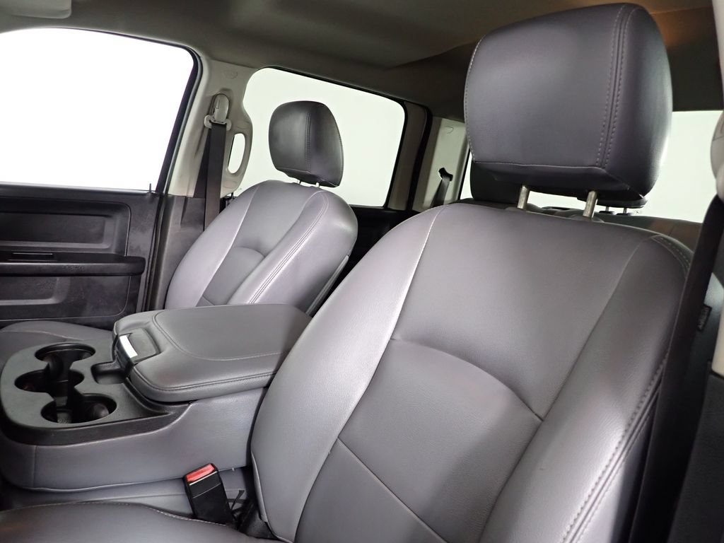 Used 2017 RAM 2500 Tradesman w/ Chrome Appearance Group AWD/4WD image 30