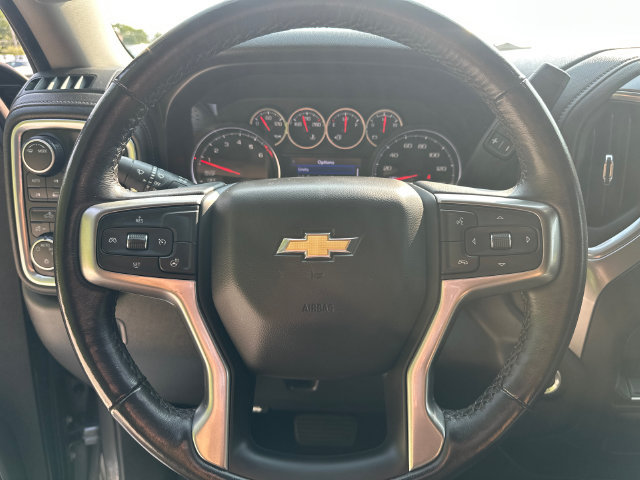 Used 2022 Chevrolet Silverado 1500 LT AWD/4WD image 26