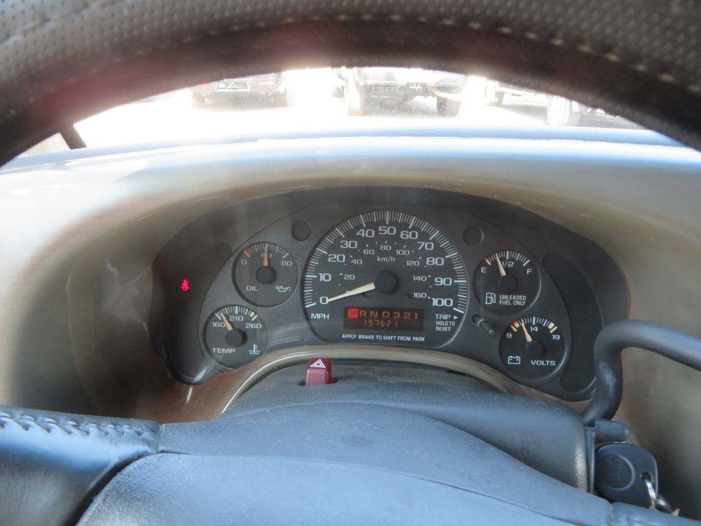 Used 2002 GMC Savana 1500 w/ SLE Marketing Option Pkg 3 RWD image 13