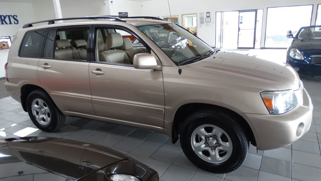 Used 2005 Toyota Highlander 2WD image 4