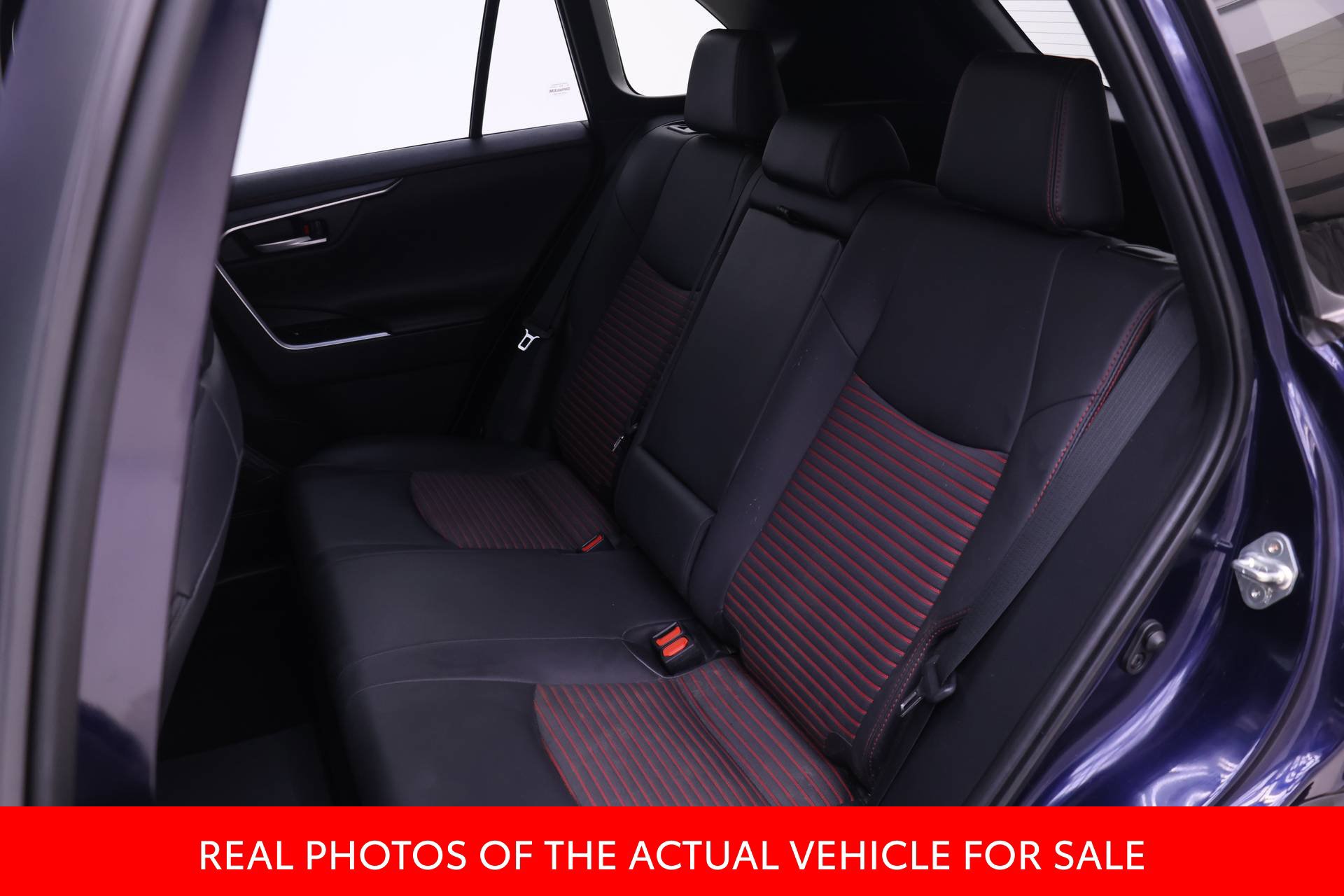 Certified 2025 Toyota RAV4 XSE w/ Weather Package AWD/4WD image 10