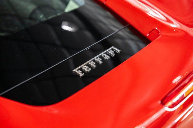 Used 2016 Ferrari 488 GTB RWD image 15