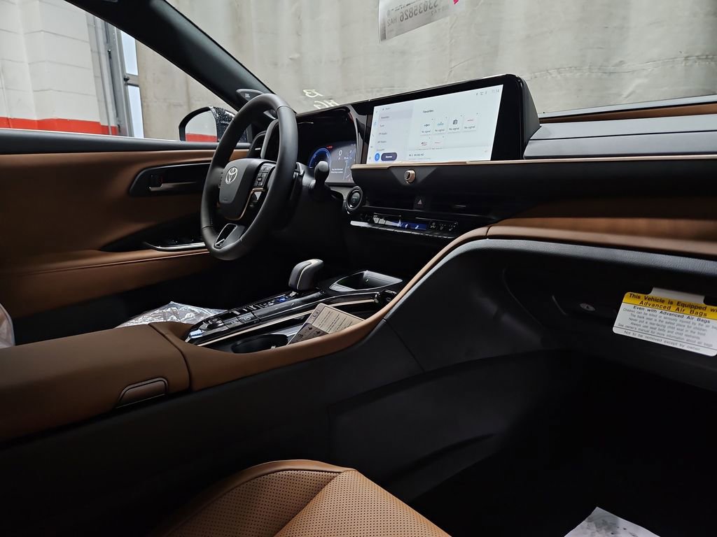 New 2025 Toyota Crown Signia image 27