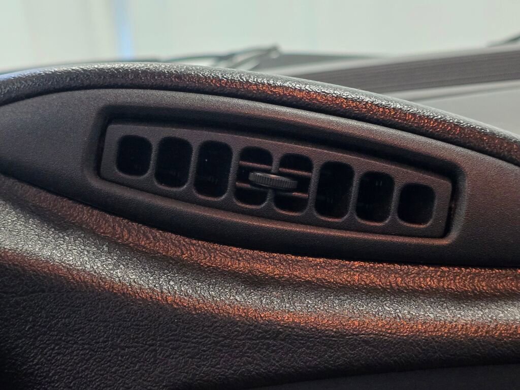 Used 1993 Chevrolet Camaro Z28 image 69