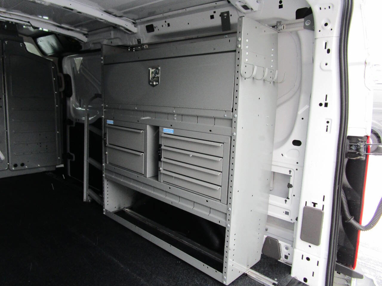 Used 2022 Ford Transit 250 Low Roof AWD image 12