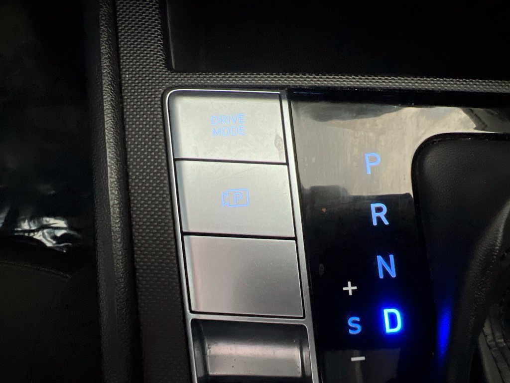 Used 2025 Hyundai Elantra Hybrid FWD image 48