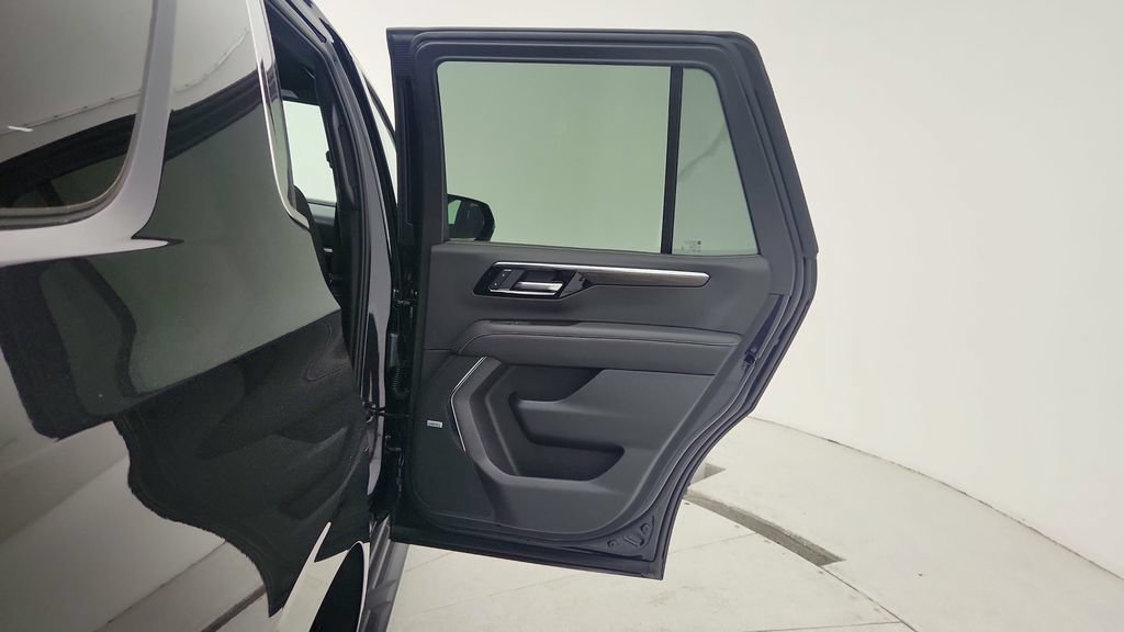 New 2026 Chevrolet Tahoe Premier AWD/4WD image 27