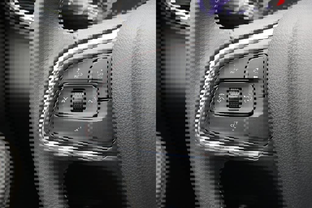 Used 2020 Buick Encore GX Select image 18