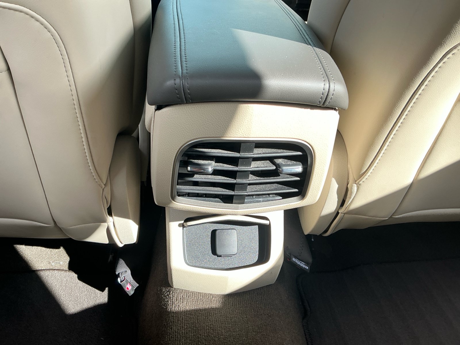 Used 2019 Lincoln MKZ Premiere FWD image 33