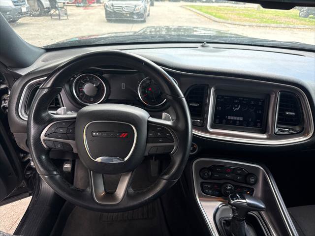 Used 2019 Dodge Challenger R/T RWD image 21