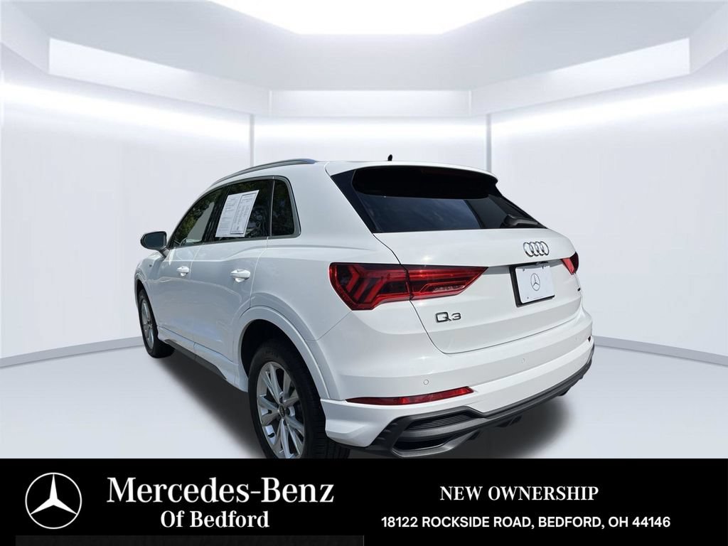 Used 2023 Audi Q3 2.0T Premium AWD/4WD image 3