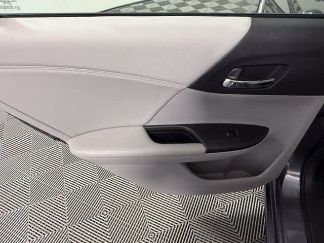 Used 2015 Honda Accord EX-L image 38