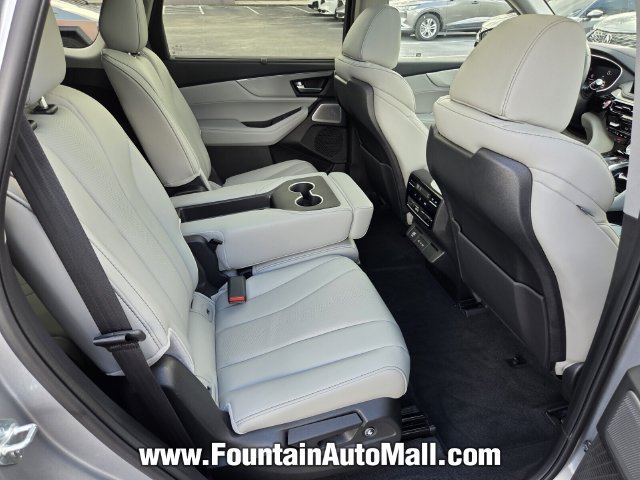 Certified 2026 Acura MDX w/ Technology Package FWD image 15
