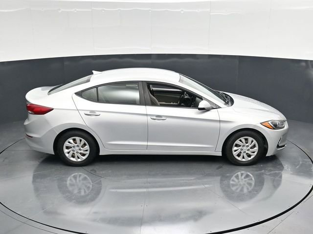 Used 2017 Hyundai Elantra SE image 43