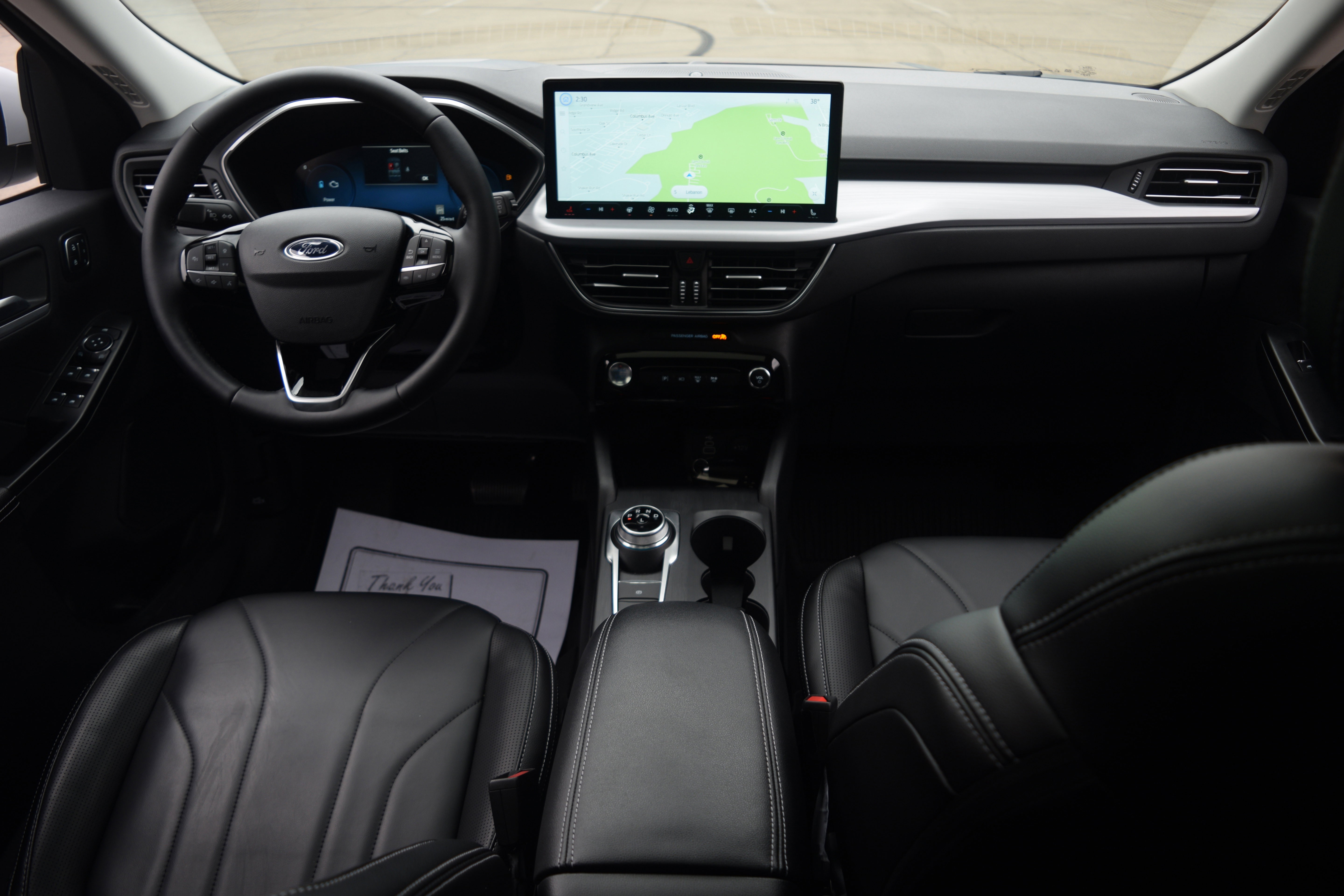 Used 2025 Ford Escape Platinum w/ Premium Technology Package image 8