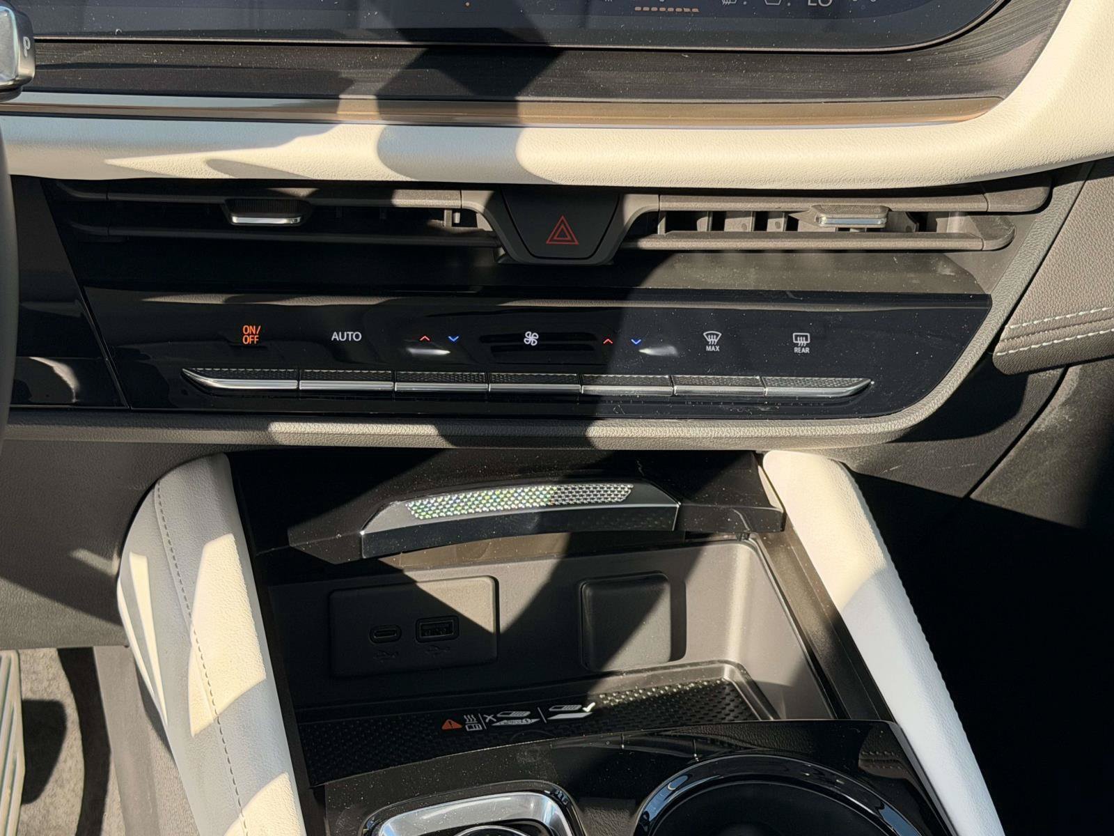 New 2026 Buick Envision Avenir AWD/4WD image 11