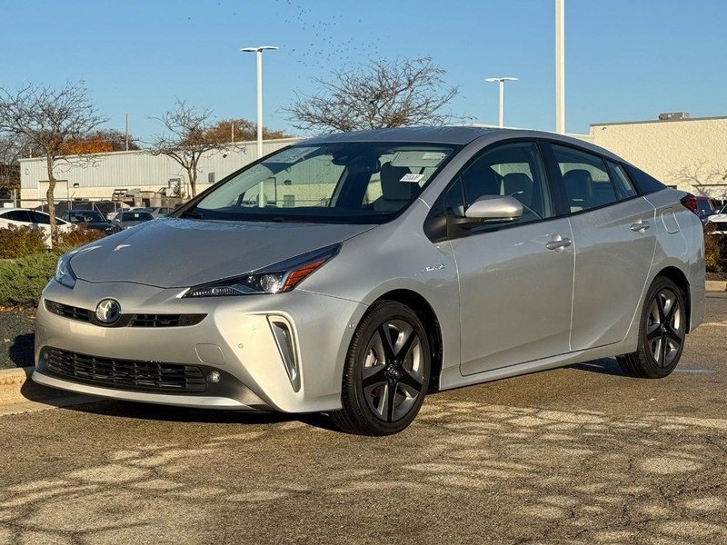 Used 2022 Toyota Prius XLE image 8