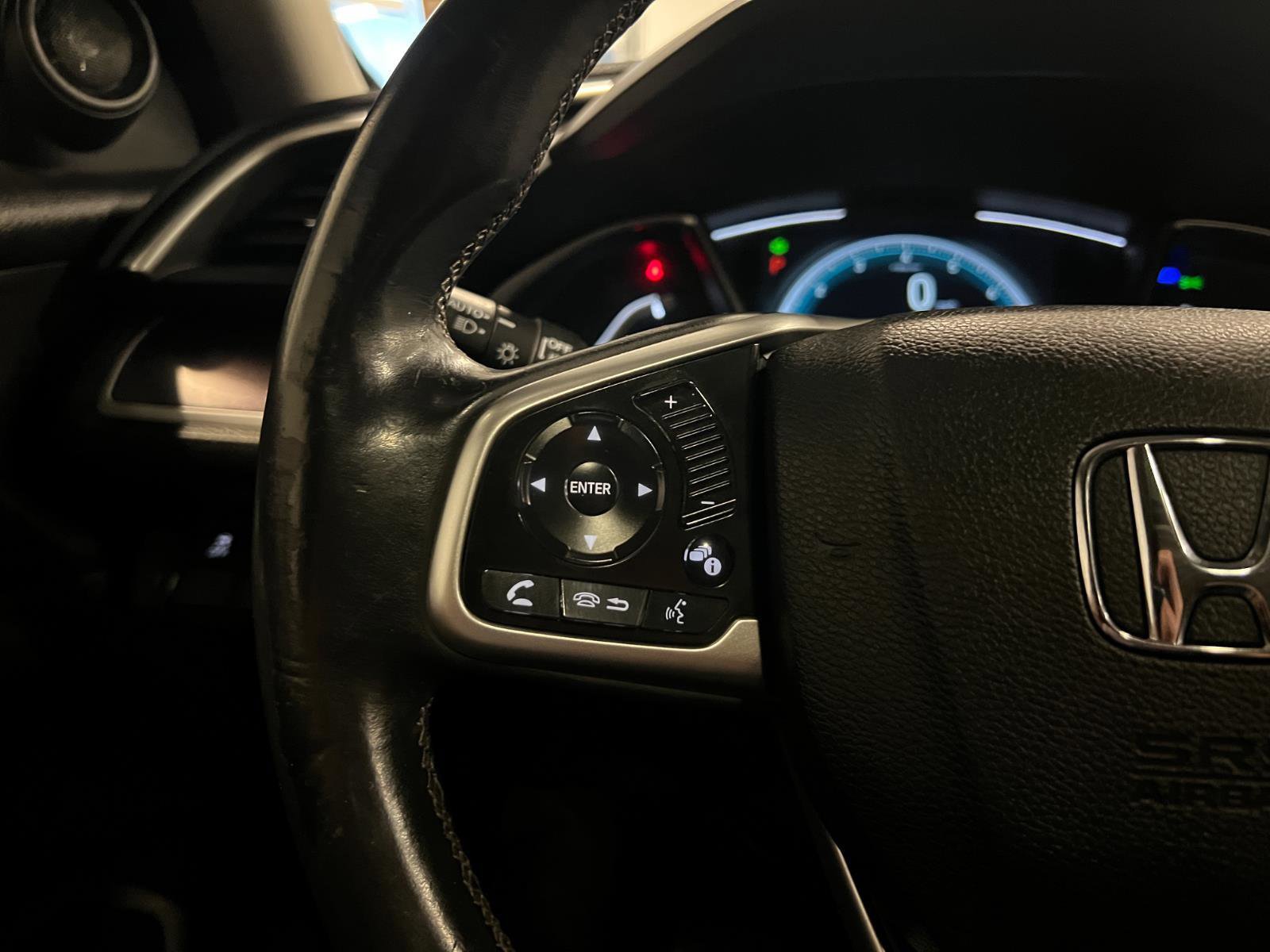 Used 2018 Honda Civic EX-T image 13