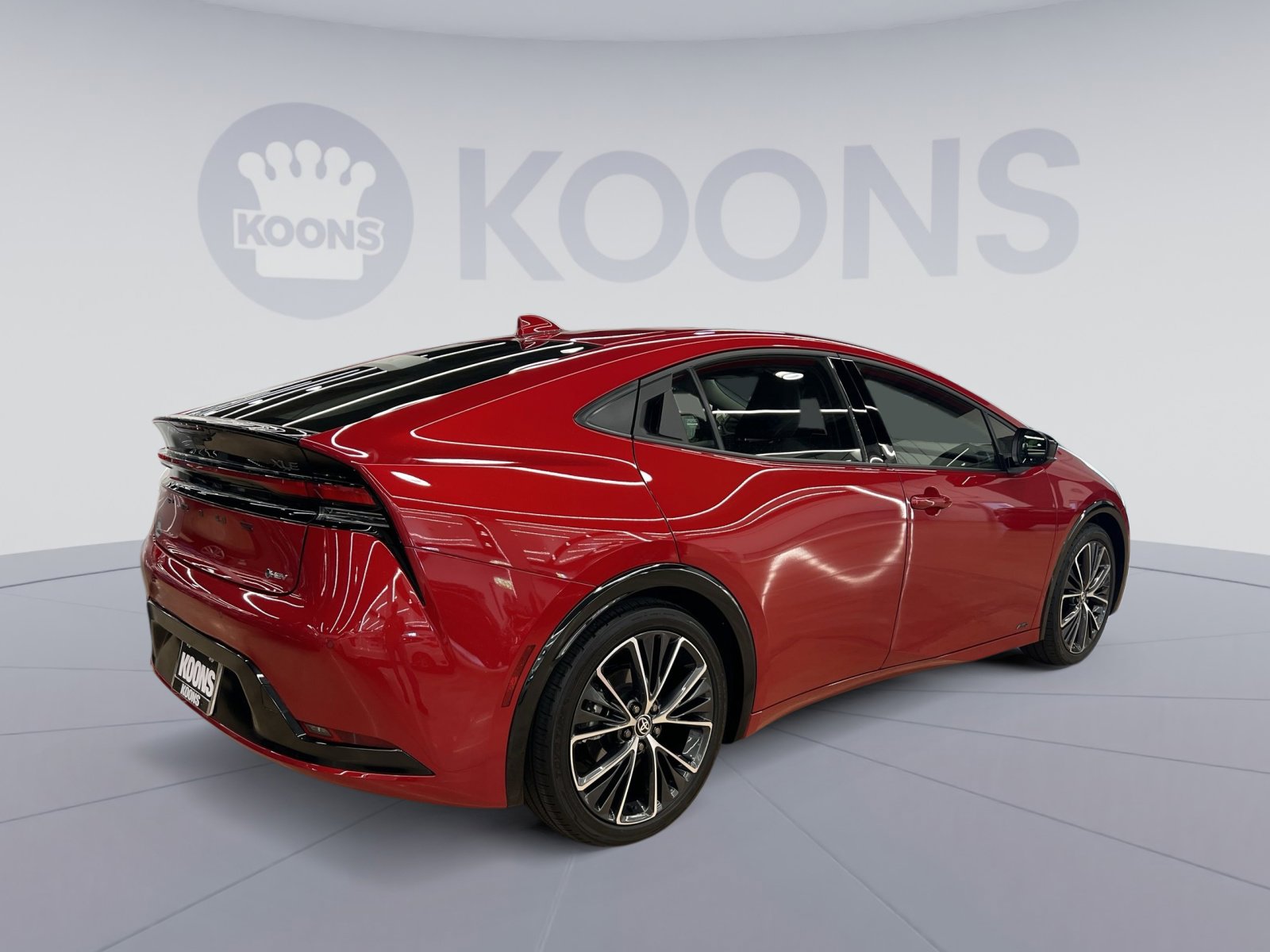 Used 2024 Toyota Prius XLE AWD/4WD image 4