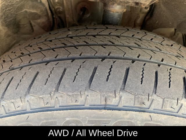 Used 2023 Toyota Highlander LE image 11